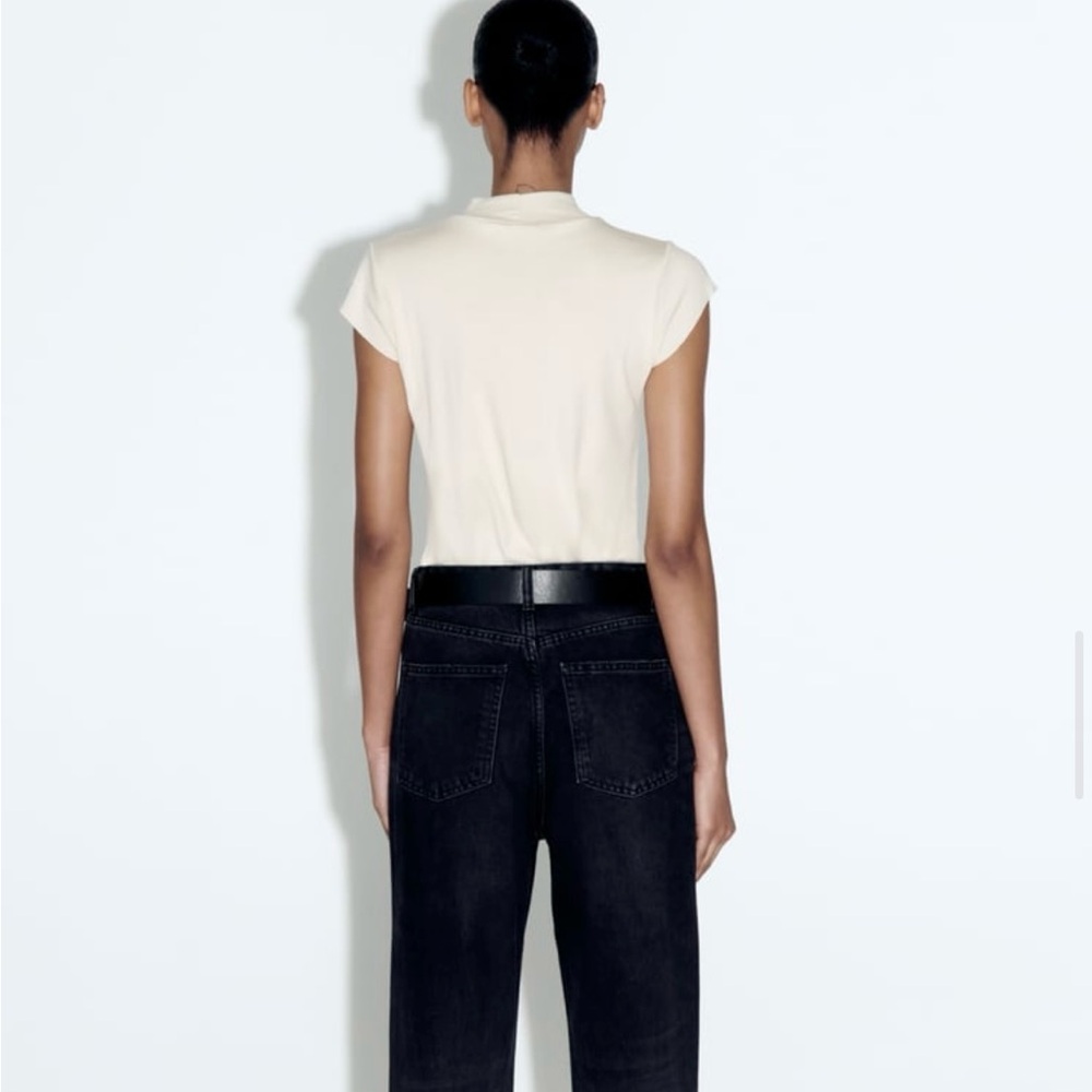 Zara Rib Cotton T-Shirt in Sand. Size XL - Picture 3 of 9